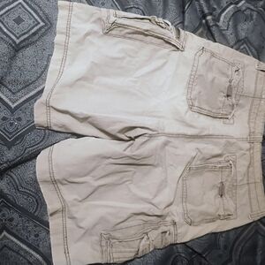 UNIONBAY Men's Tan Cargo Shorts